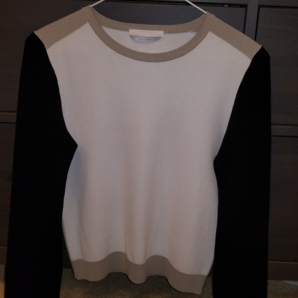 Hugo Boss sweater - Picture 2 of 6